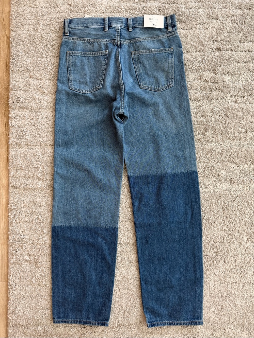 NWT Zara Size 4 Two Tone Mid Rise Relaxed Fit Jeans - Picture 2 of 5